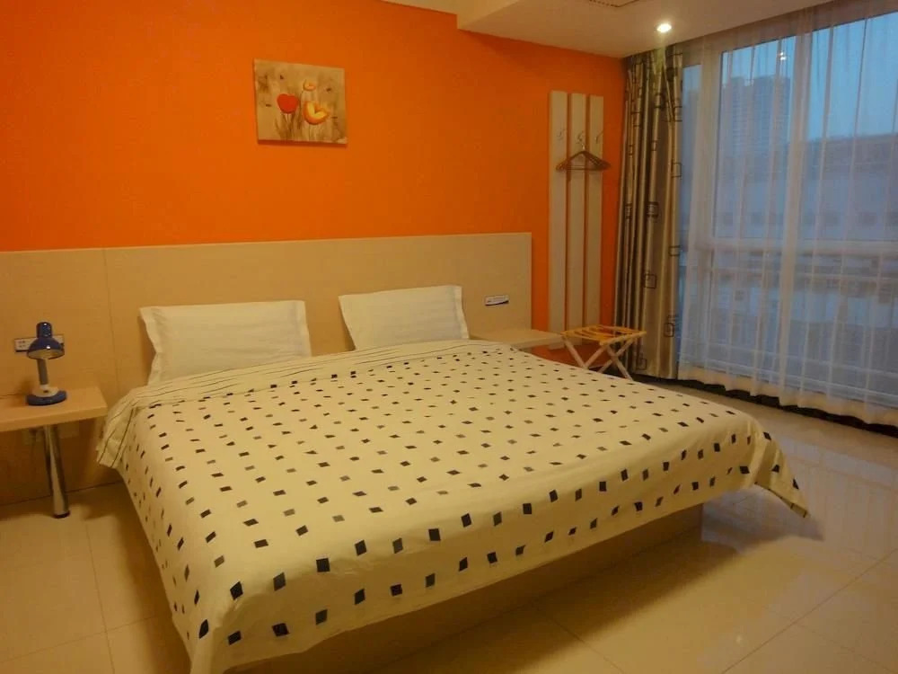 Shijiazhuang City Inn
