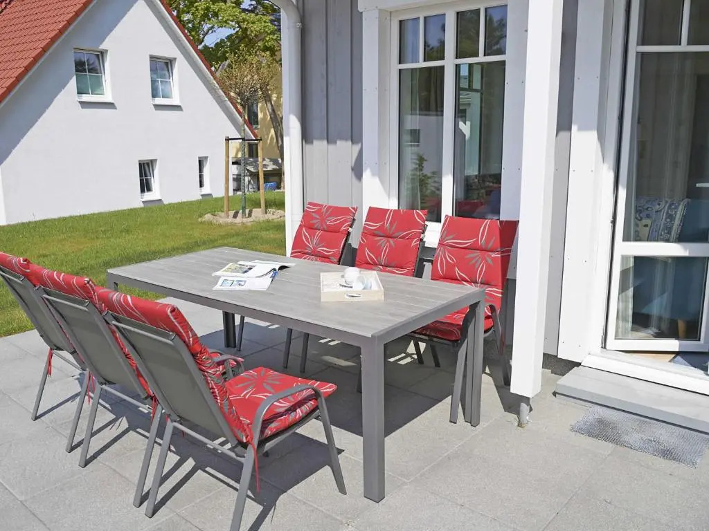 Haus "Strandlust" F408 über zwei Etagen mit Kamin, Terrasse, Garten