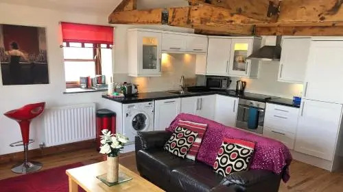 Sail Loft Lookout - Harbourside Apartment - 101