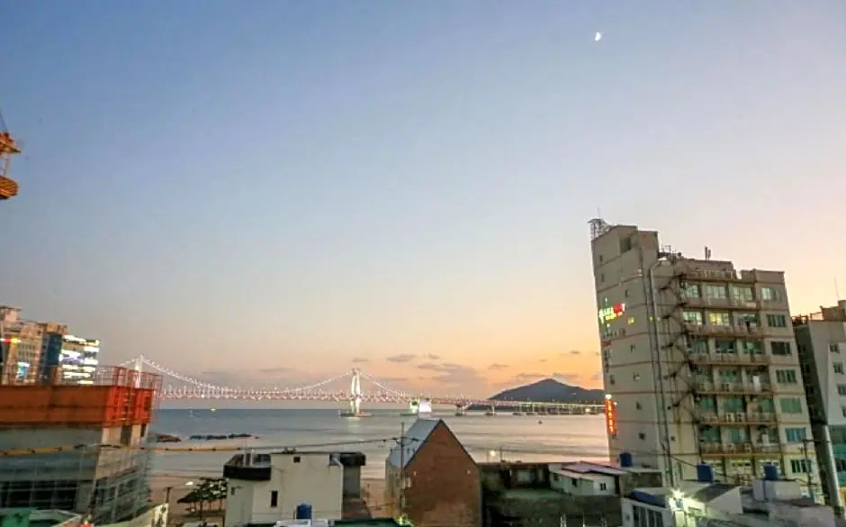 Busan Gwangan Holic Story Hotel