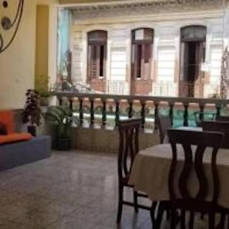Hostal May y Mely