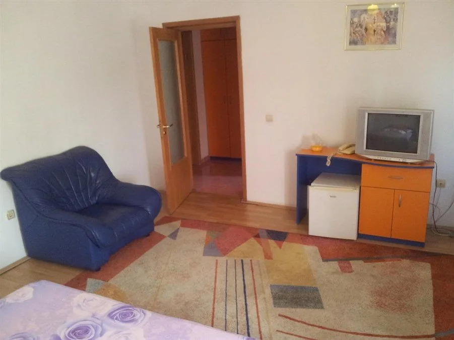 Hostel Oana