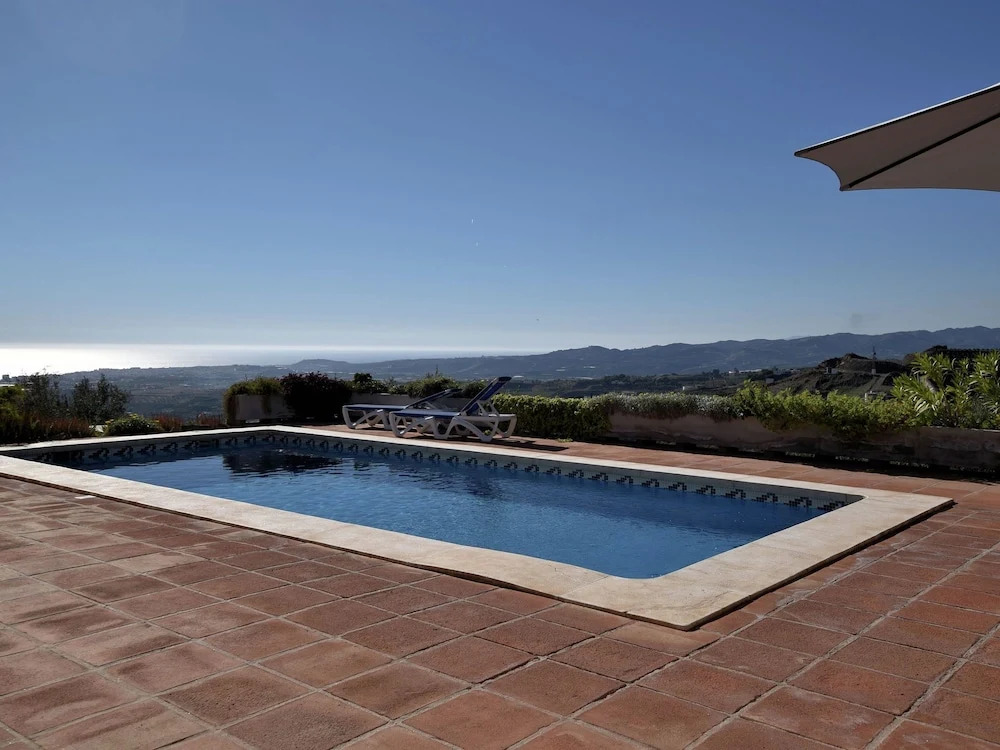 Modern Villa in Arenas with Private Pool