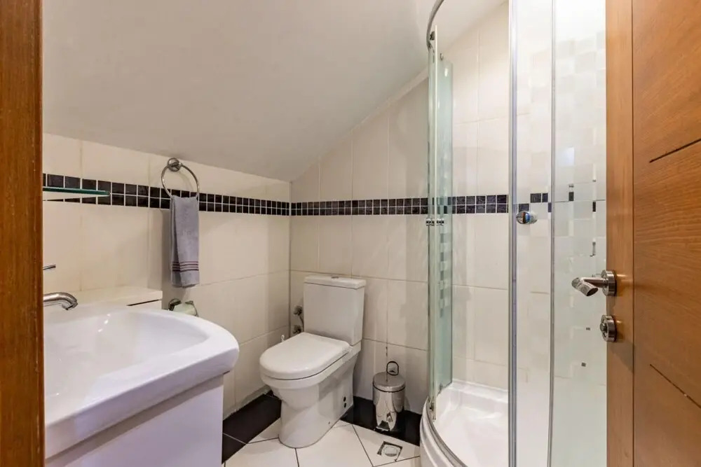 Phenomenal Duplex Flat Near Nisantasi in Besiktas