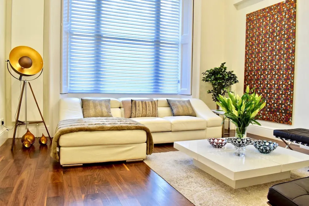 3 Bedroom Apartment in Kensington