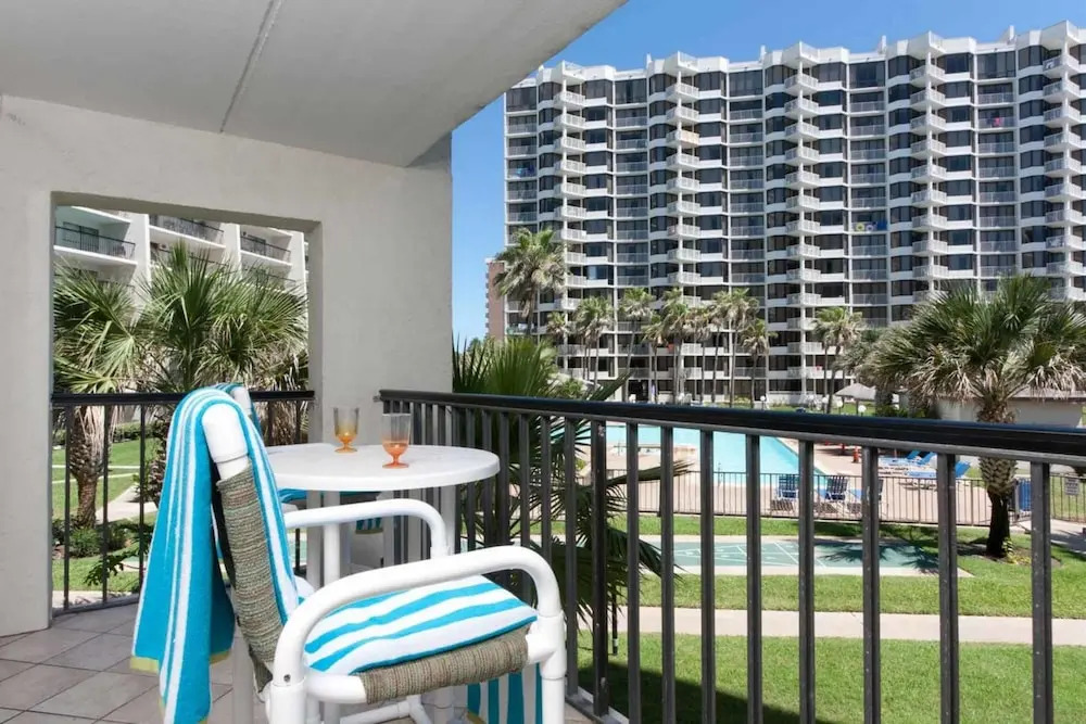 Saida IV Condominium 201