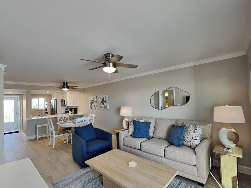 Castle Beach 303