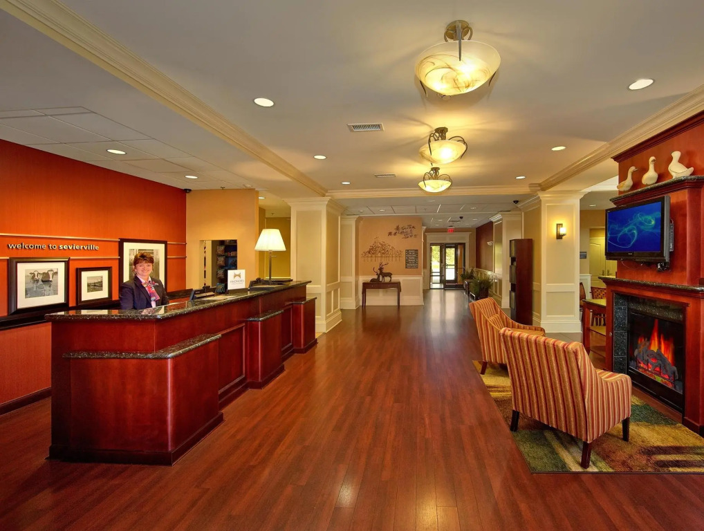Hampton Inn & Suites Sevierville at Stadium Drive