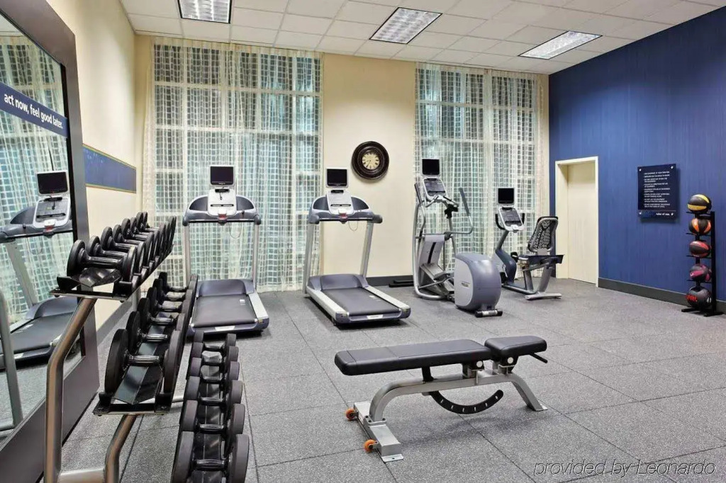 Hampton Inn & Suites Orlando Airport at Gateway Village