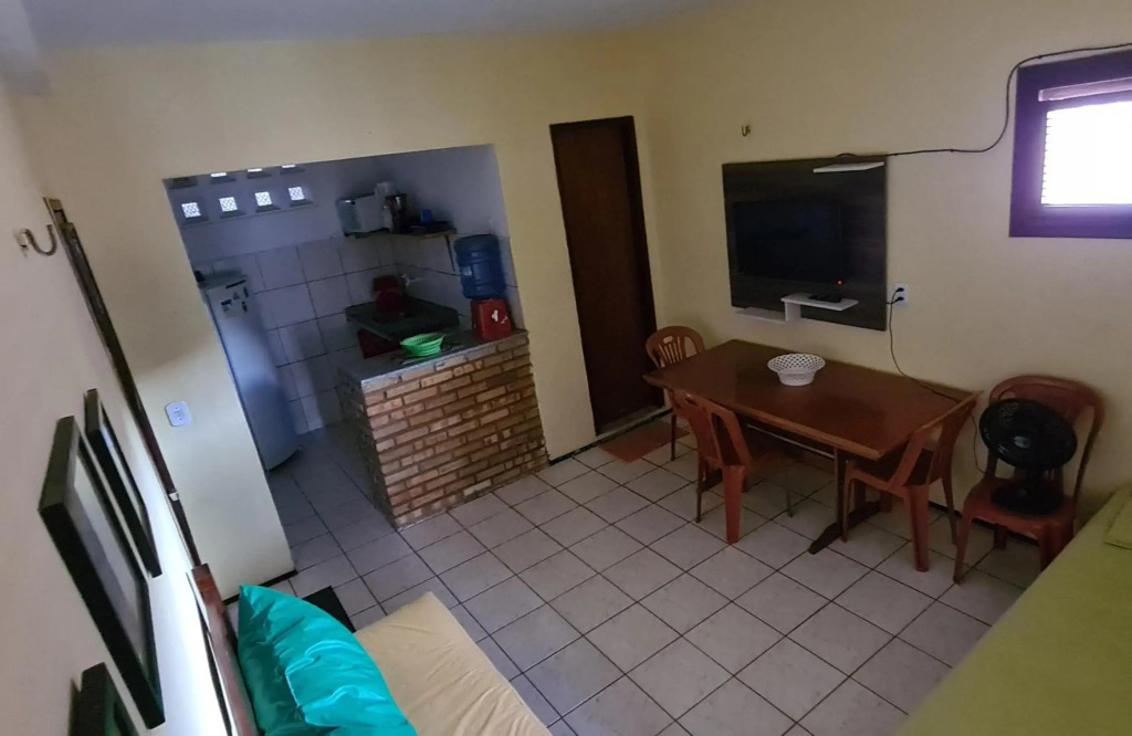 Apartamento 06 - na Praia do Futuro com piscina.