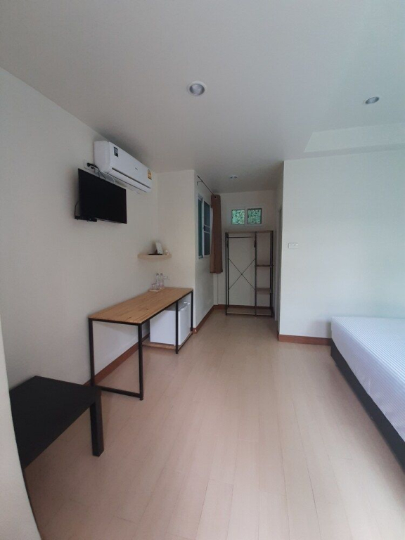 Phenwaree Amphawa Resort