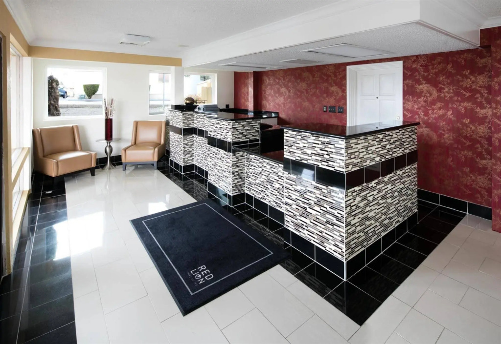 GuestPlace Inn & Suites