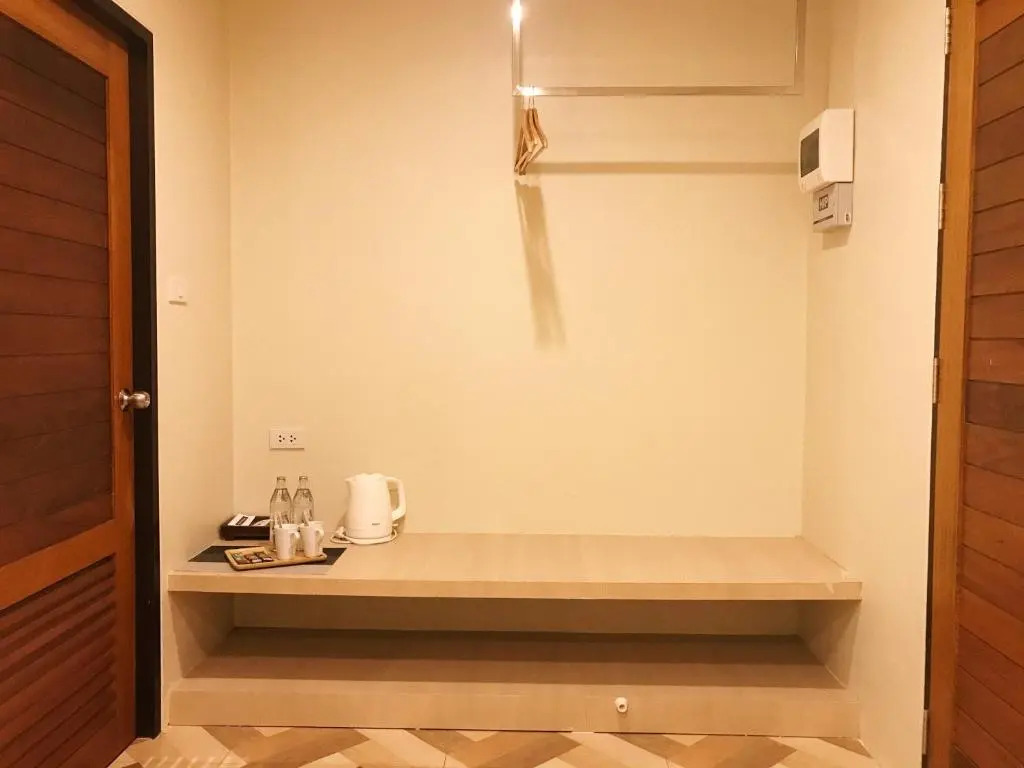 SJ Miracle Hotel