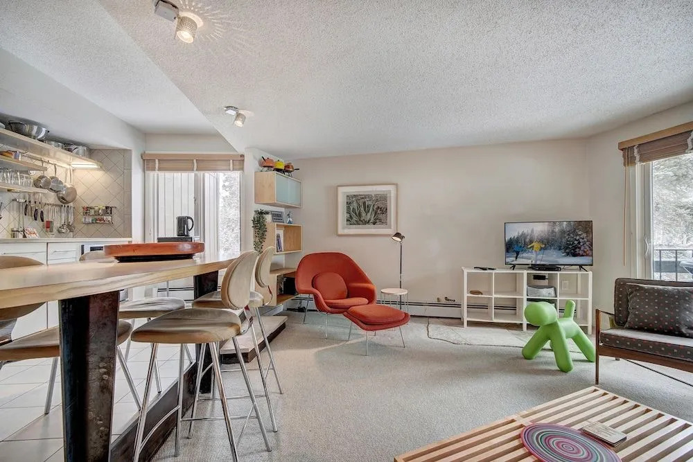 Scandi Chic Condo near Main Street