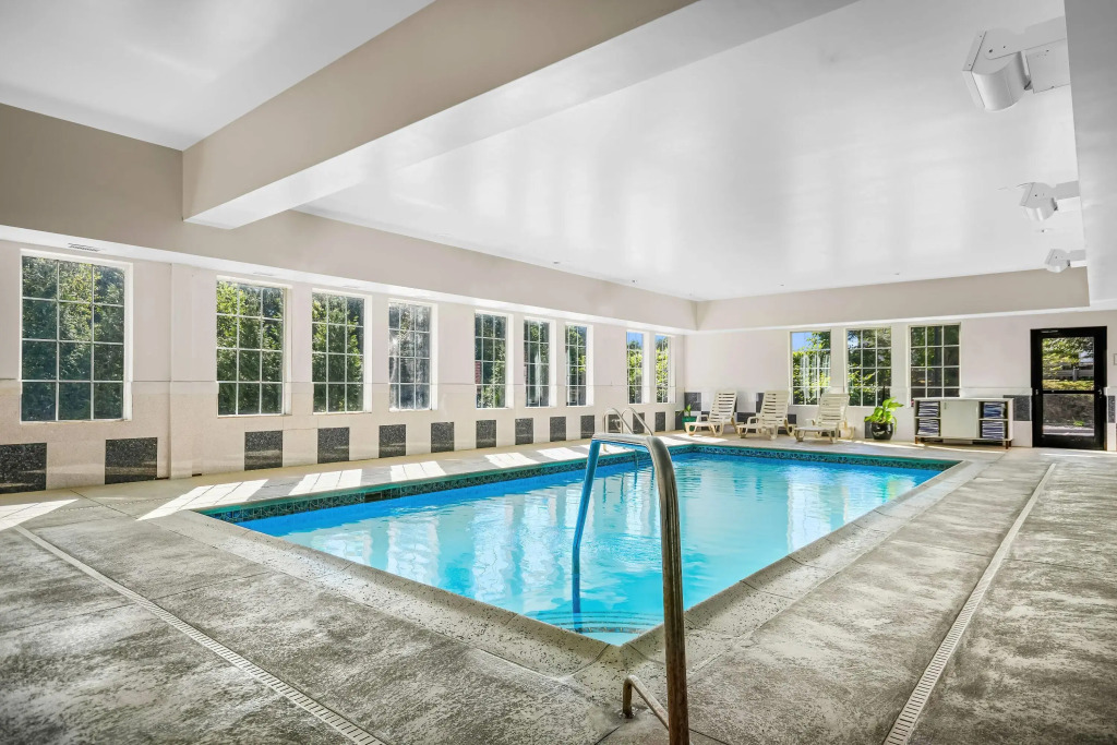 La Quinta by Wyndham Stonington-Mystic Area