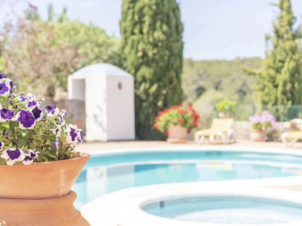 Tranquil Mansion in Santa Eulària des Riu With Swimming Pool