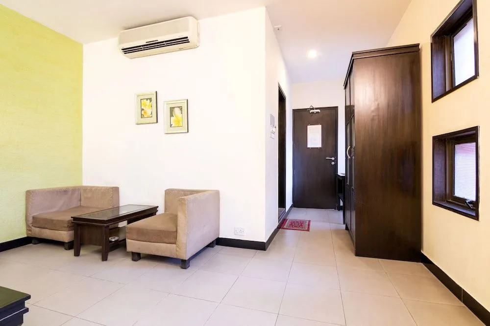 OYO 345 Hotel Red Mount Aquilla
