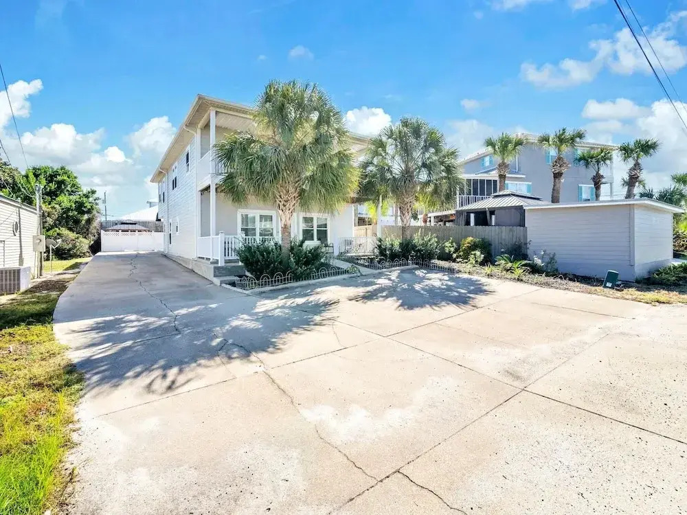 2 Palms A