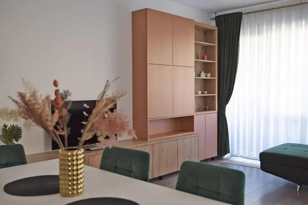 Apartament cu 3 camere Prima Universității