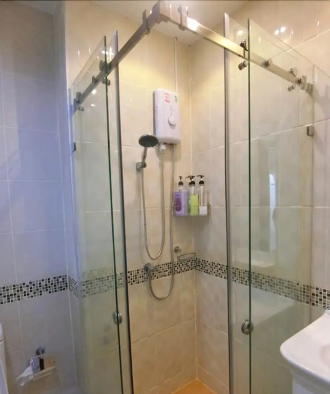 The Naithorn Condo Unit 401