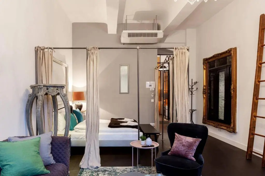 Your Instaworthy Astoria Loft Apartment