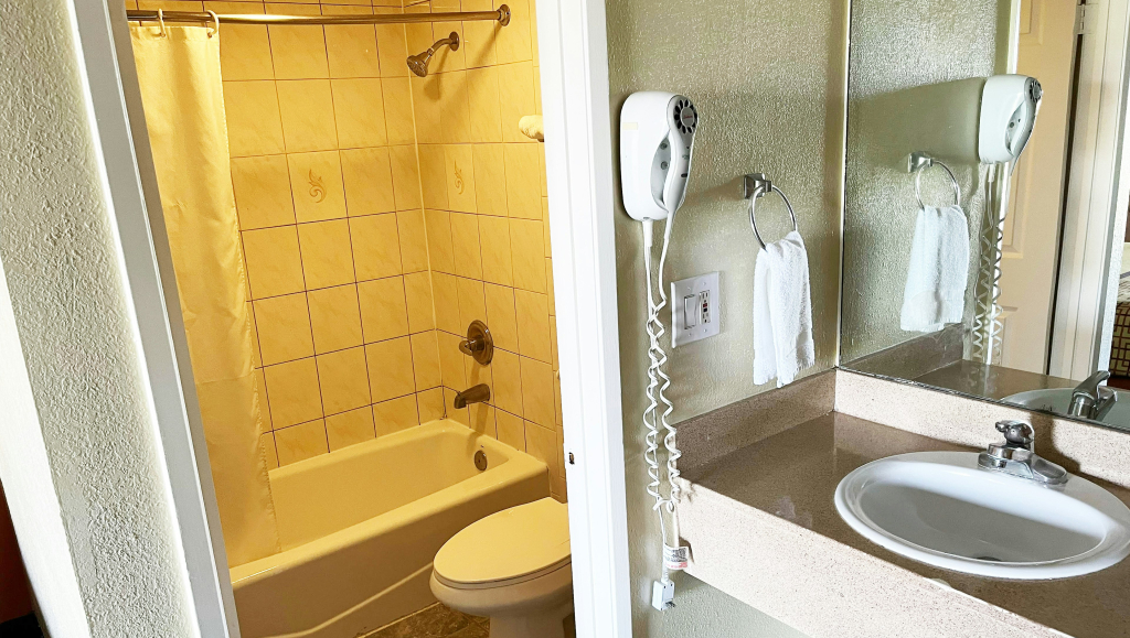 Rivera Inn & Suites Motel