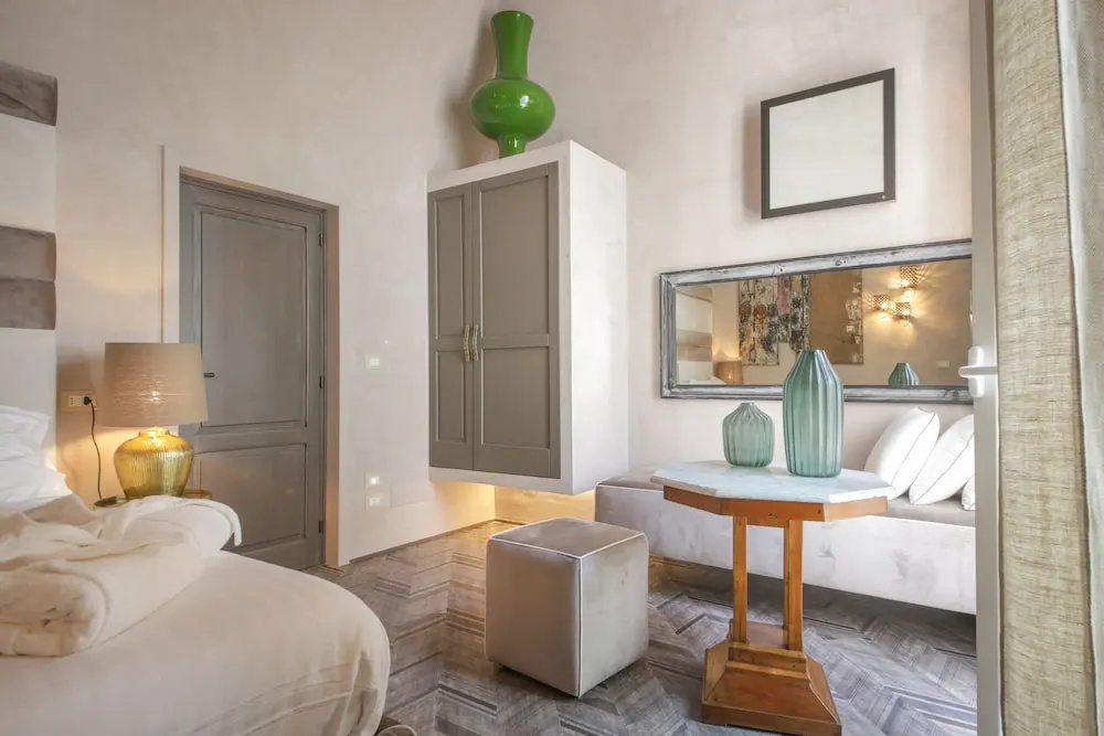 AL CONSOLE LUXURY SUITE