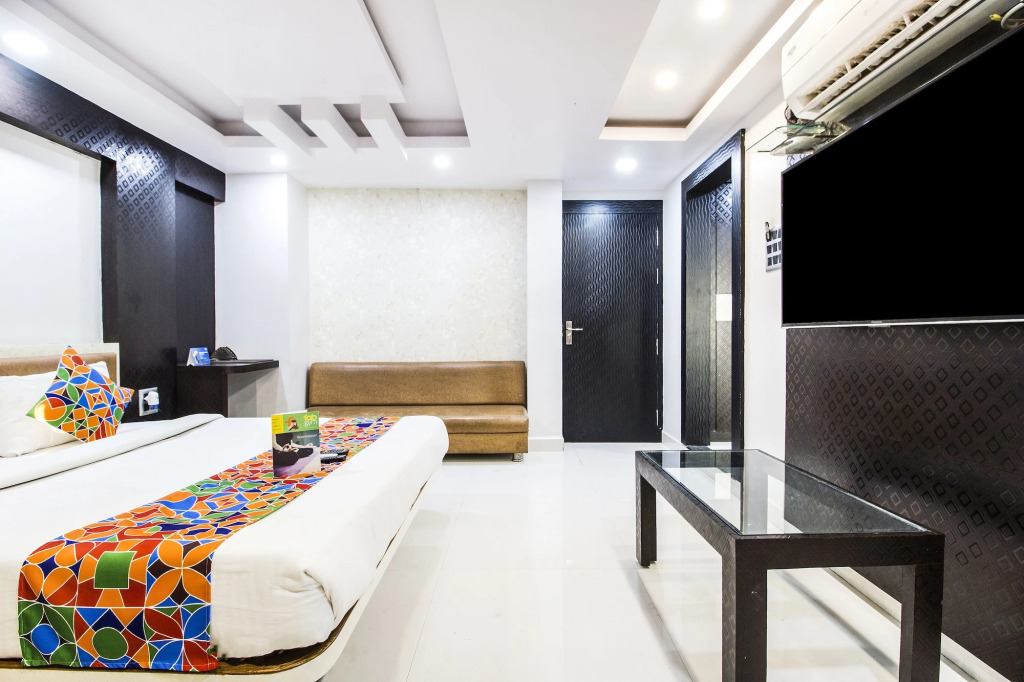 FabHotel SK Palace