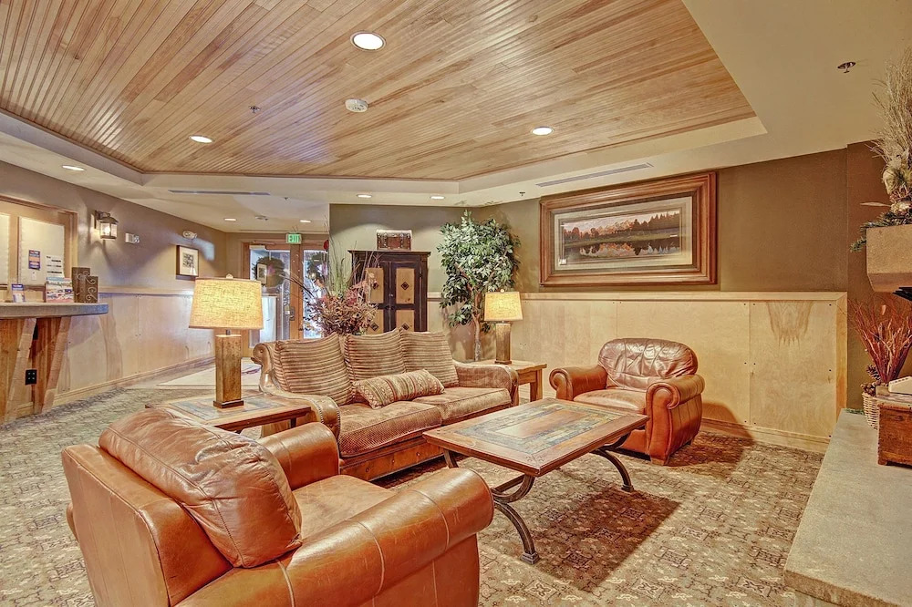 8186 Silver Mill 1 Bedroom 1 Bathroom Condo