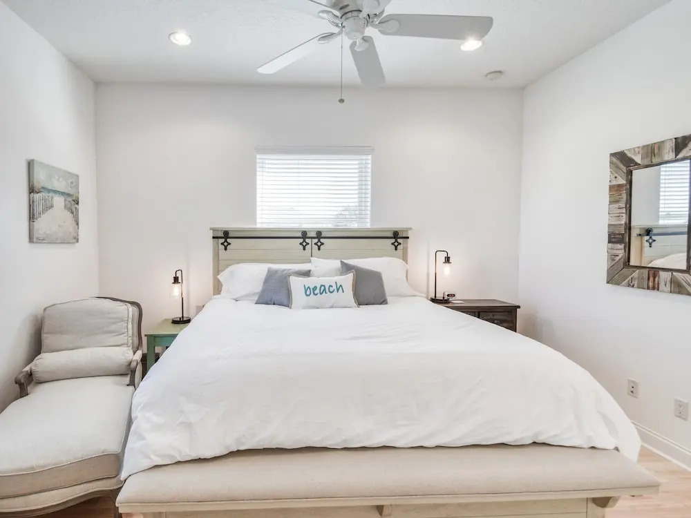 Johnson Beach Way - 4 Br Home