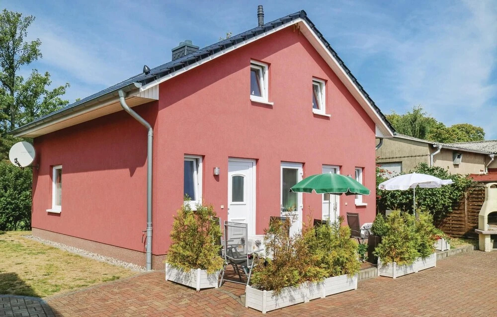 Amazing Apartment in Kühlungsborn With 1 Bedrooms and Wifi