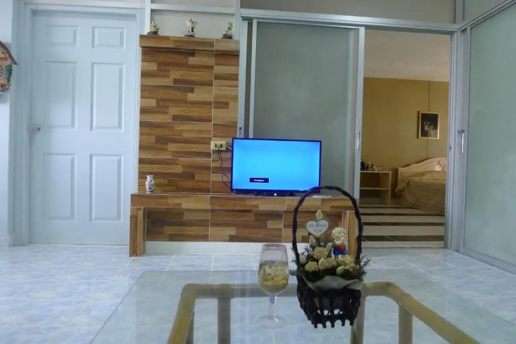 OYO 75486 Anna Residence Jomtien