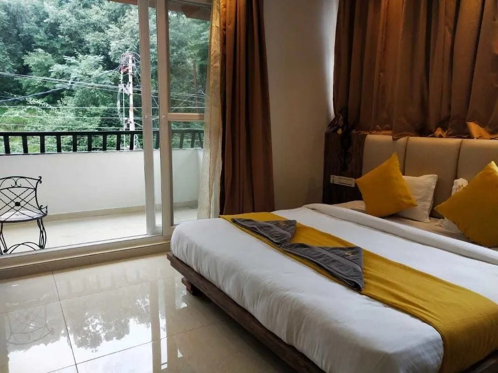 Hotel Malghotras by Hazel Hotels