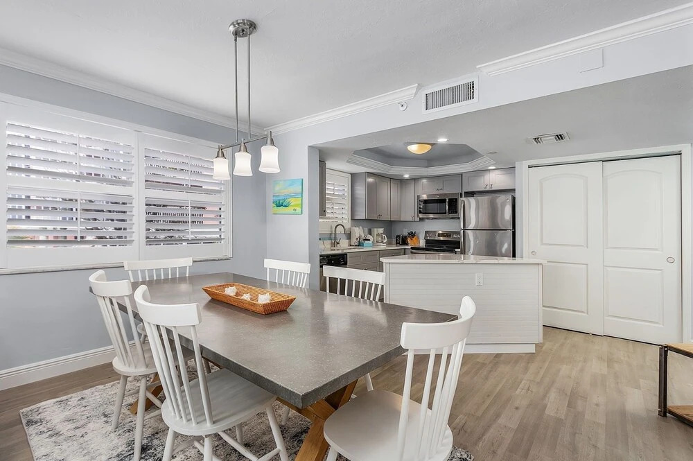 Beach Villas # 106 - Bogo24 2 Bedroom Condo by RedAwning