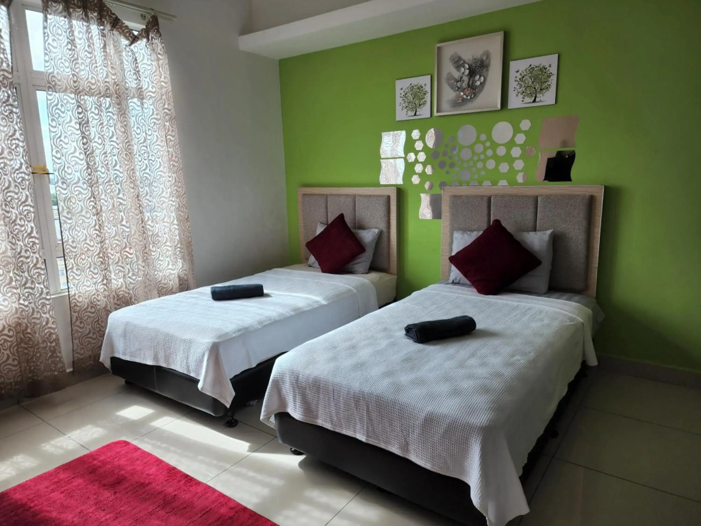 The Viana Apartment IV