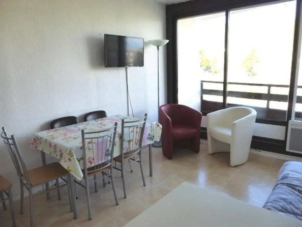 Appartement Arette, 1 pièce, 6 personnes - FR-1-602-24
