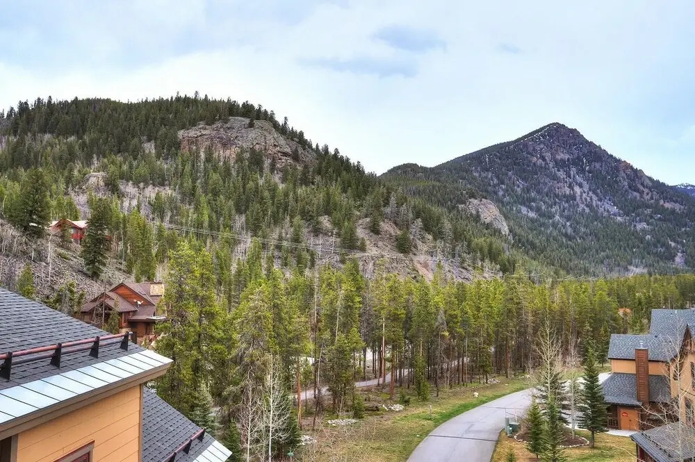 2311 Red Hawk Lodge 2 Bedroom Condo by RedAwning