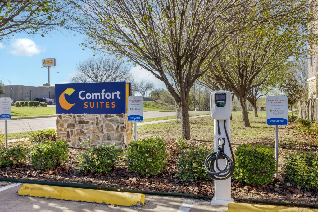 Comfort Suites Benbrook - Fort Worth Southwest