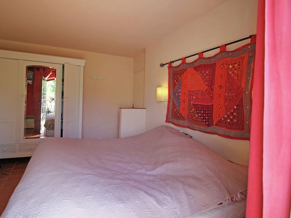 Villa in Salernes with Private Pool & Garden
