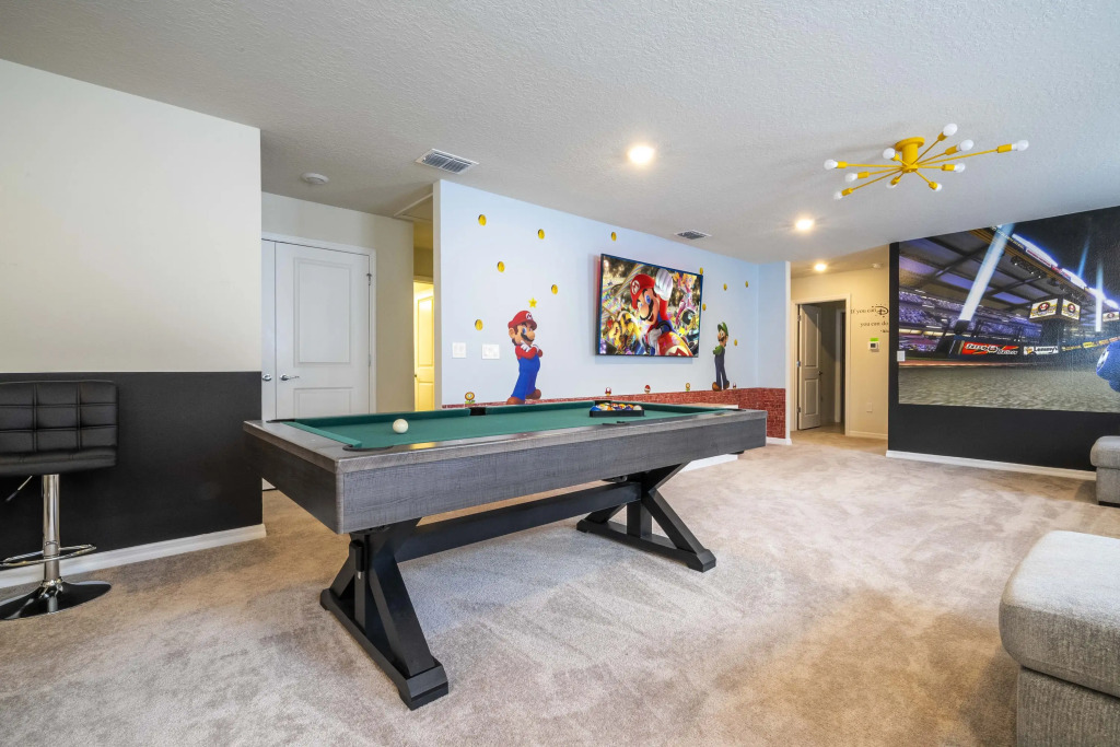 Gorgeous 6Bd w Pool Windsor Island 4450
