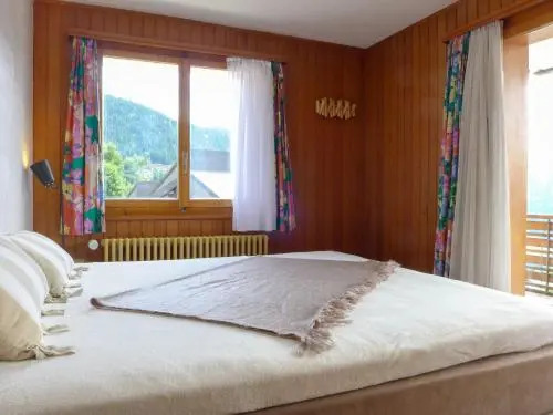Apartment La Toura by Interhome