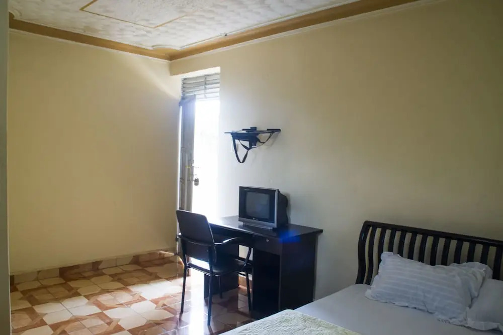 Rays Hotel