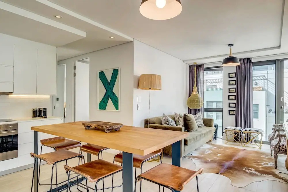 Beautiful Apartment With Mountain Views 404 on N