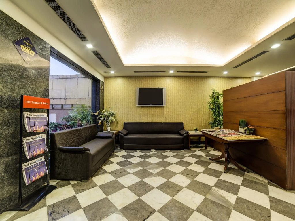 Capital O 28618 New Haven Hotel