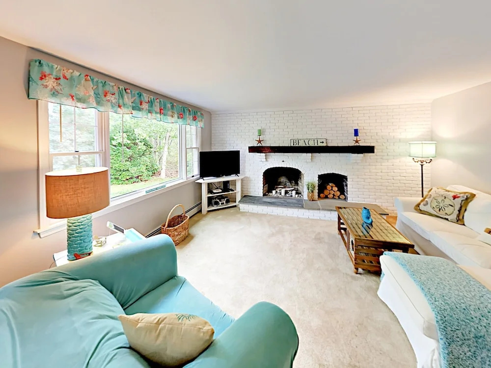 40 Epanow Rd Home