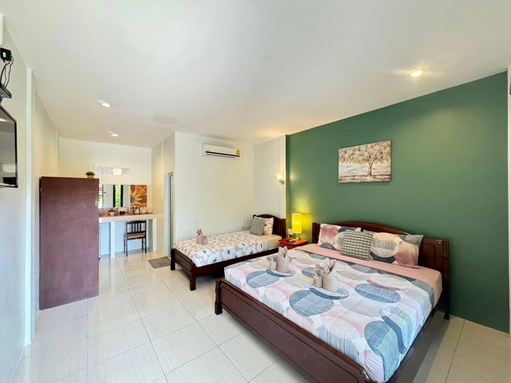AJ Paradise Resort