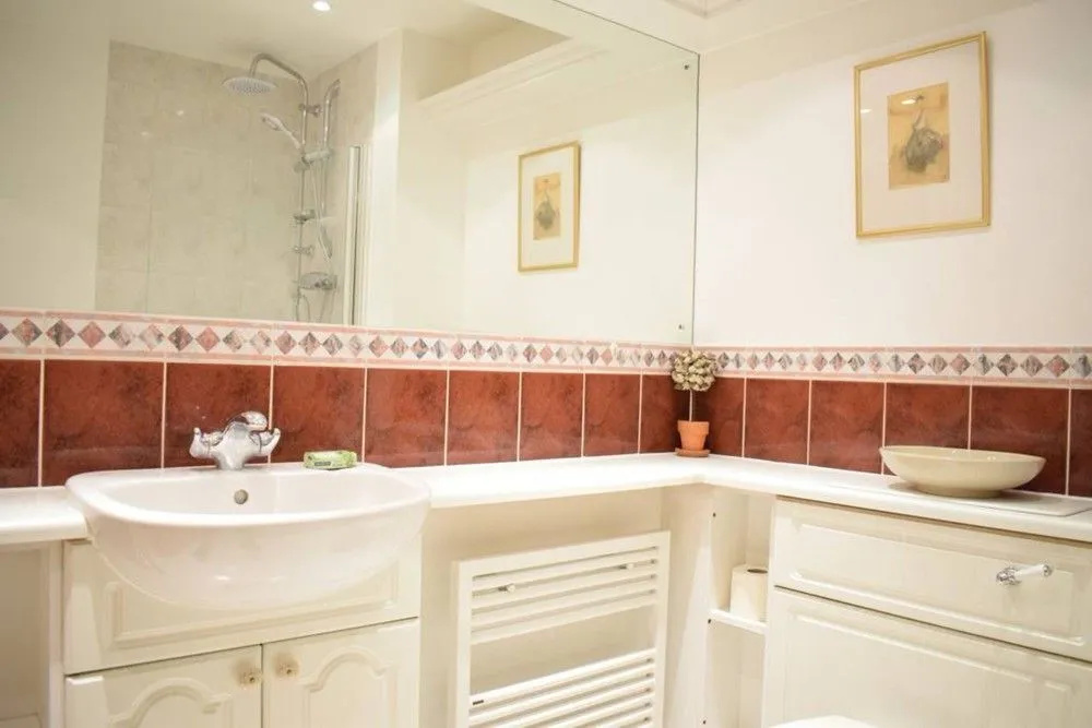 1 Bedroom Apartment near St. Paul's Cathedral