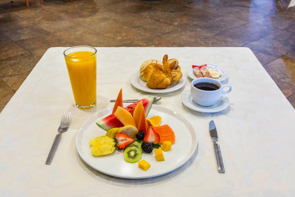 Hotel Mandarin Carton