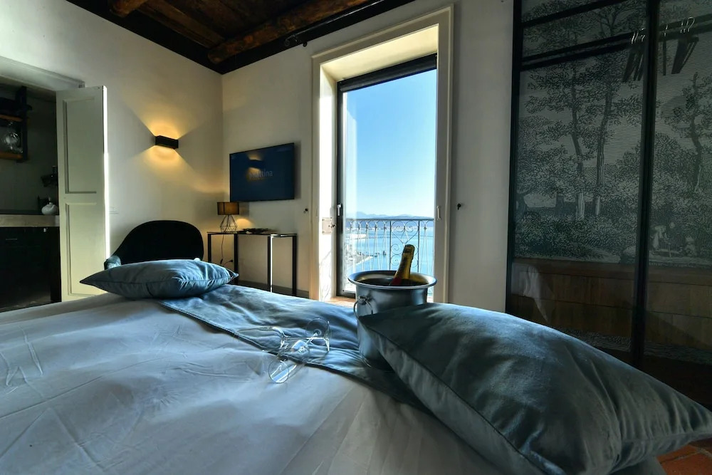 In Costa Relais & Luxury Suites