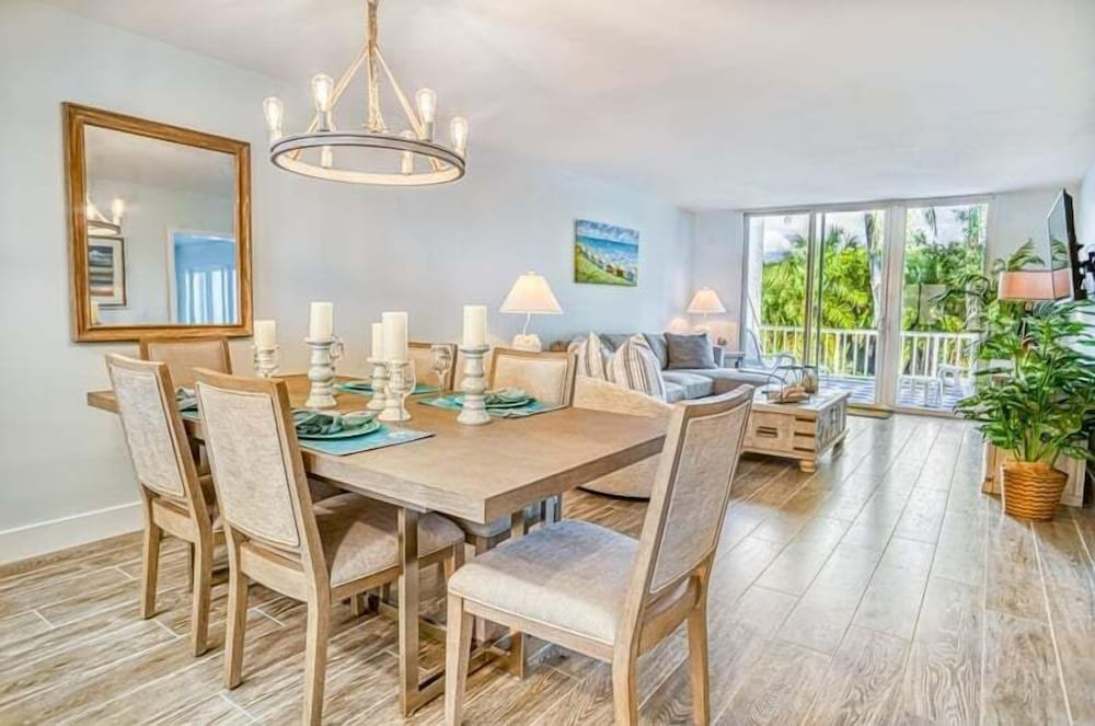 Lighthouse Point 222 3 Bedroom Condo